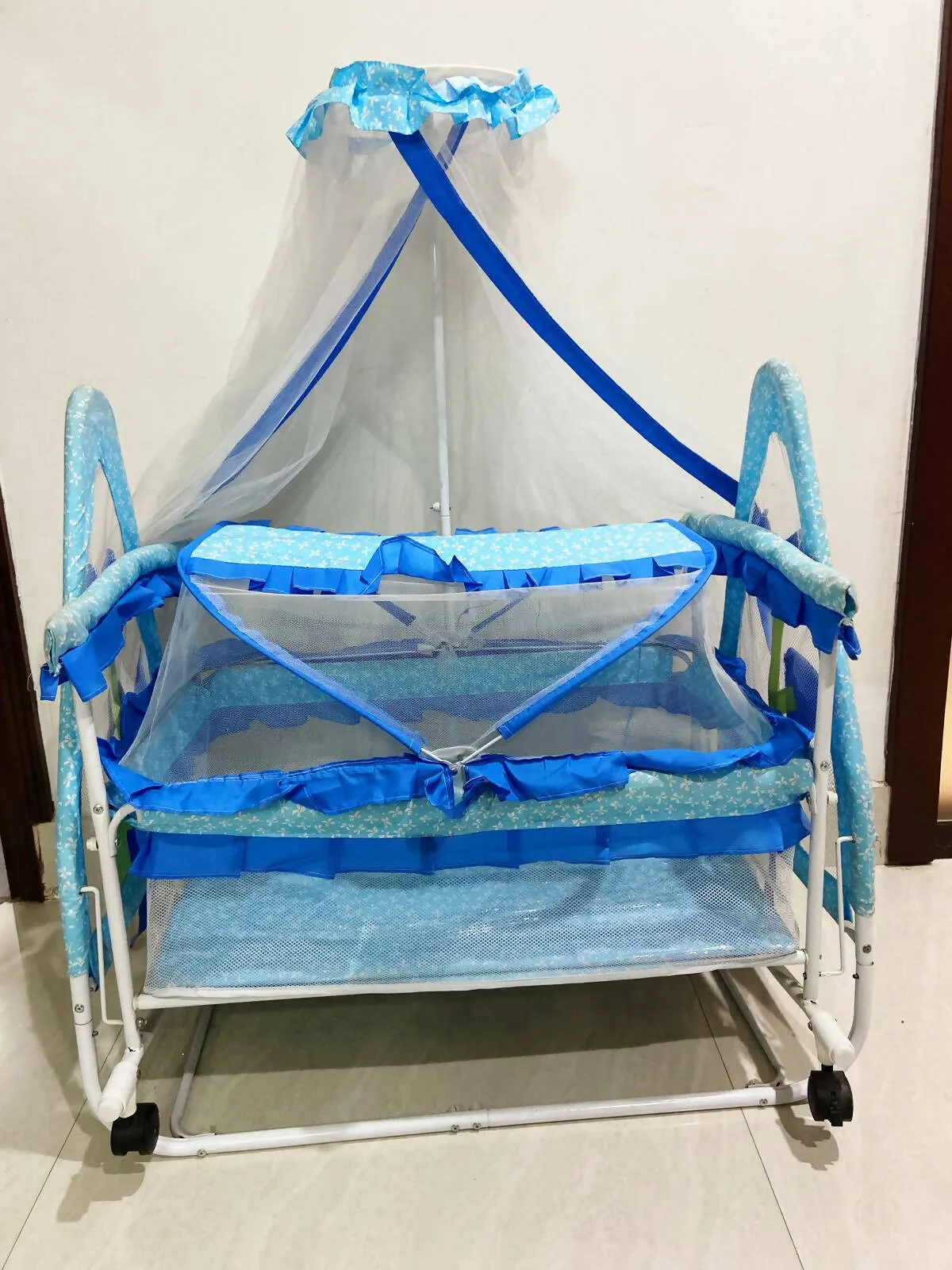 BABYHUG Cradle for Baby