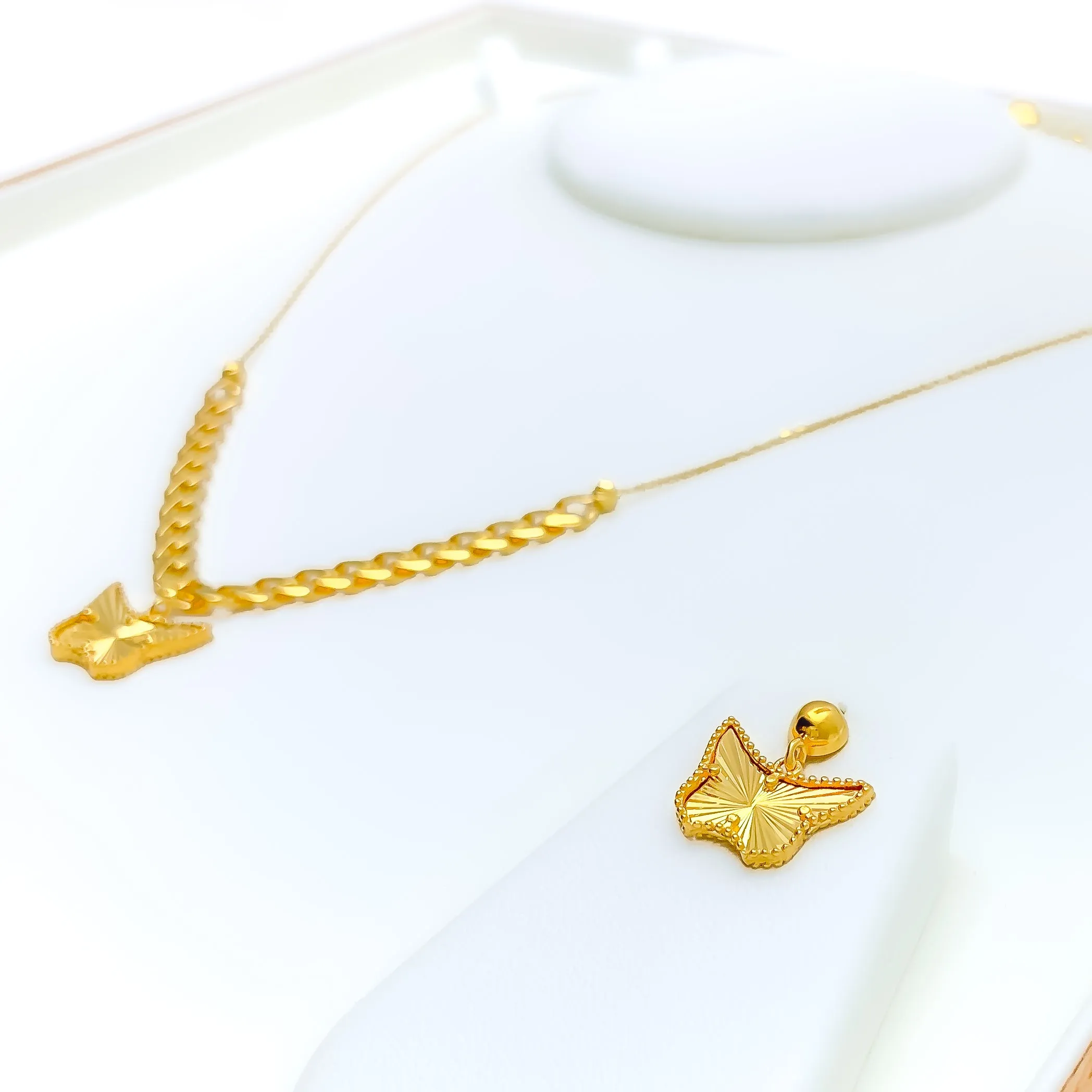 Beautiful Butterfly 21K Gold Necklace Set